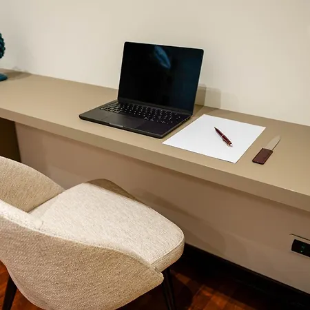 アパート Central Apartment Taormina *