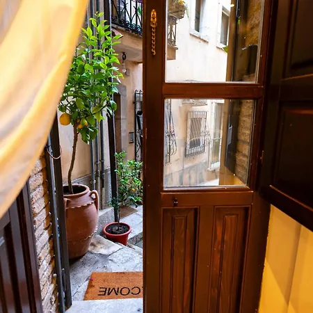 Central Apartment Taormina Appartamento