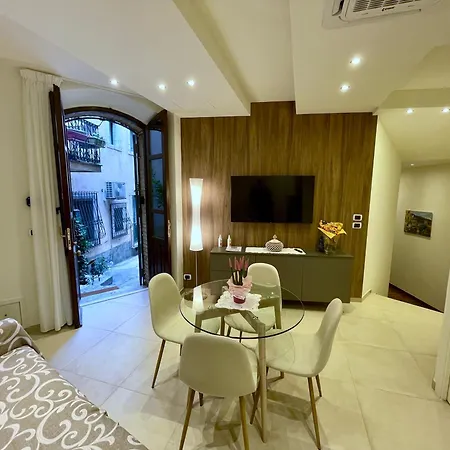 Central Apartment Taormina タオルミーナ